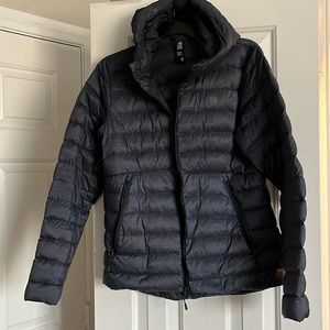 Mountain hardwear down jacket
